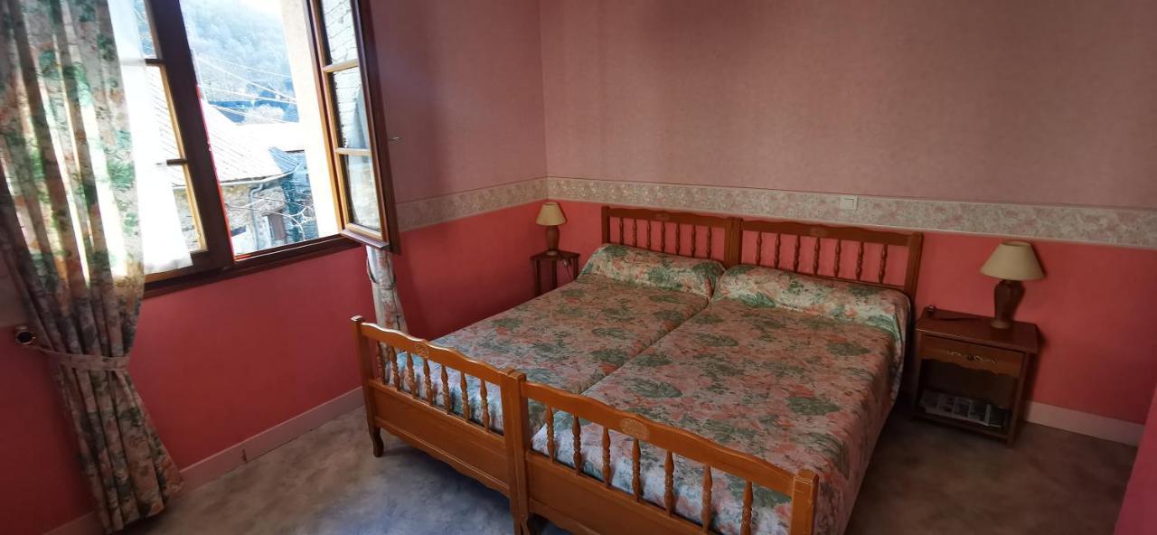 Le Fidele Bed & Breakfast Saint-Chamant Exterior foto